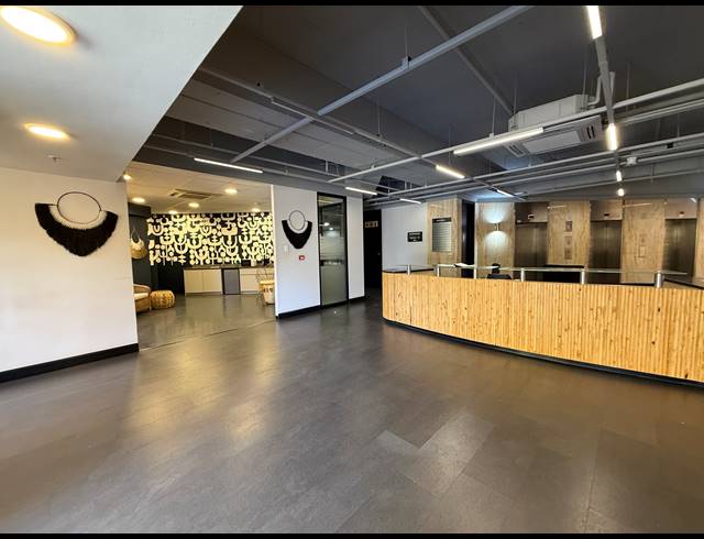 224M² OFFICE TO LET IN PARKTOWN